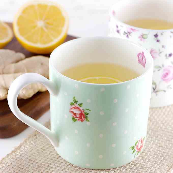 How to Make Fresh Lemon Ginger Tea