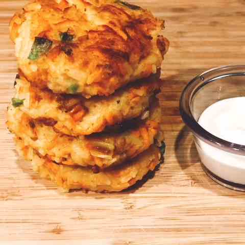 Salmon Cakes With Wasabi Cream Sauce