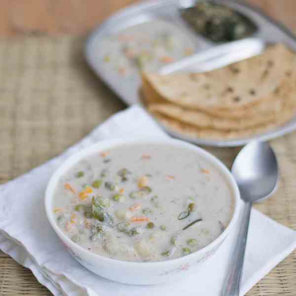  South Indian White Vegetable Korma
