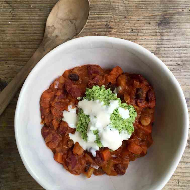 3 Bean Spicy Chilli