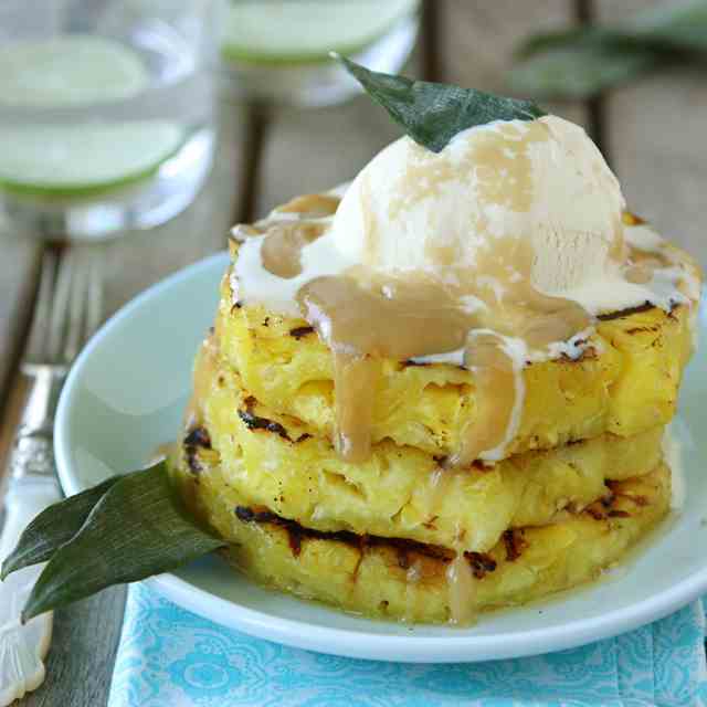 Grilled Pineapple w/Brown Sugar Rum Sauce