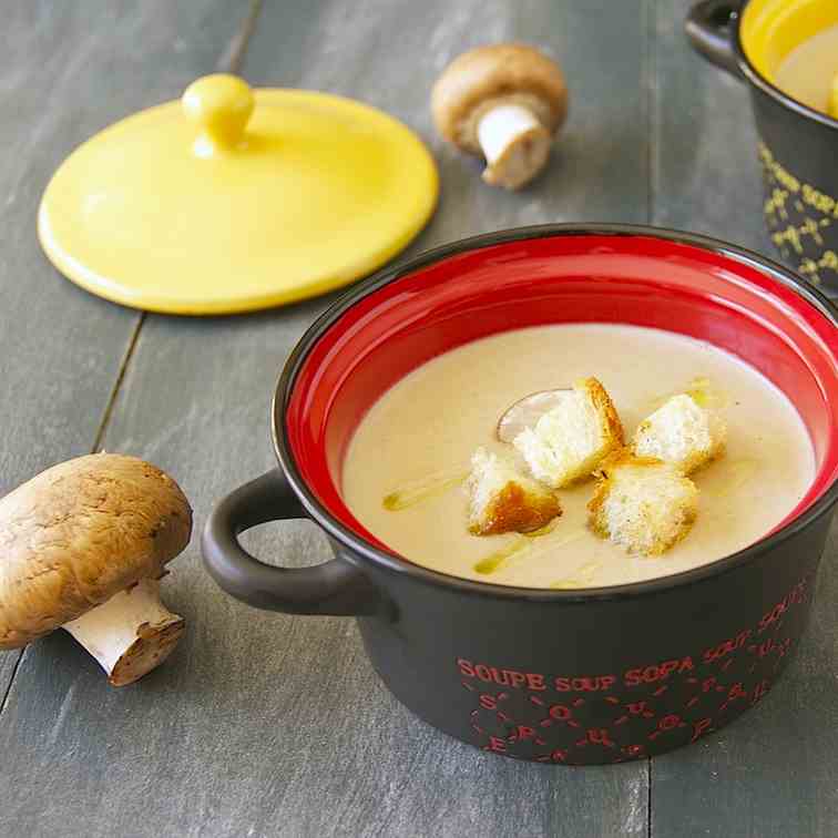 Creamy mushroom soup