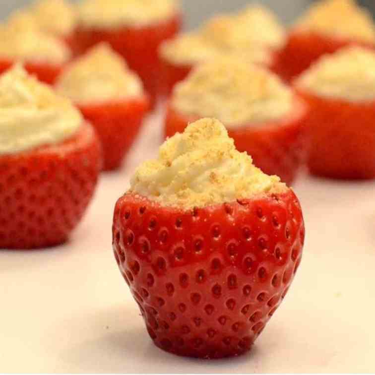 Cheesecake Stuffed Strawberries