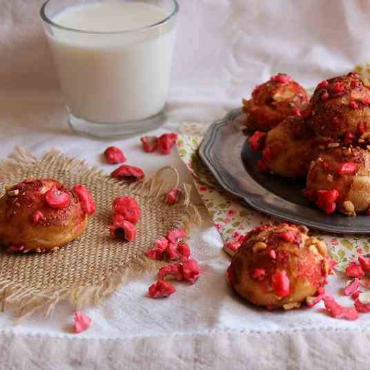 Choux pastry with candy