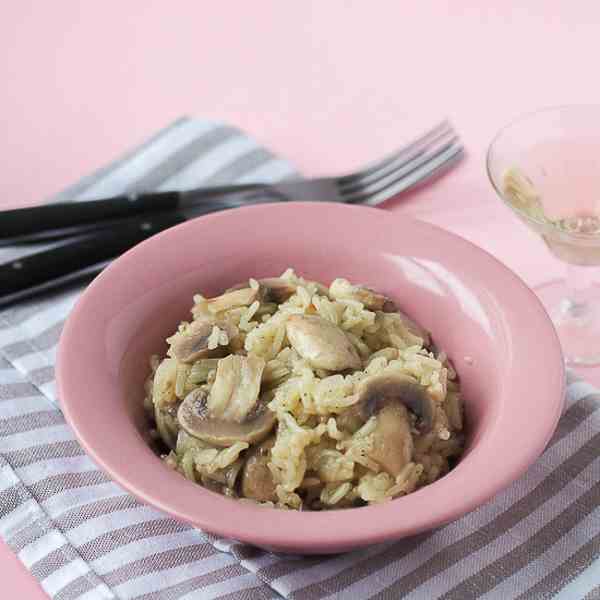 Risotto With Mushrooms in White Wine