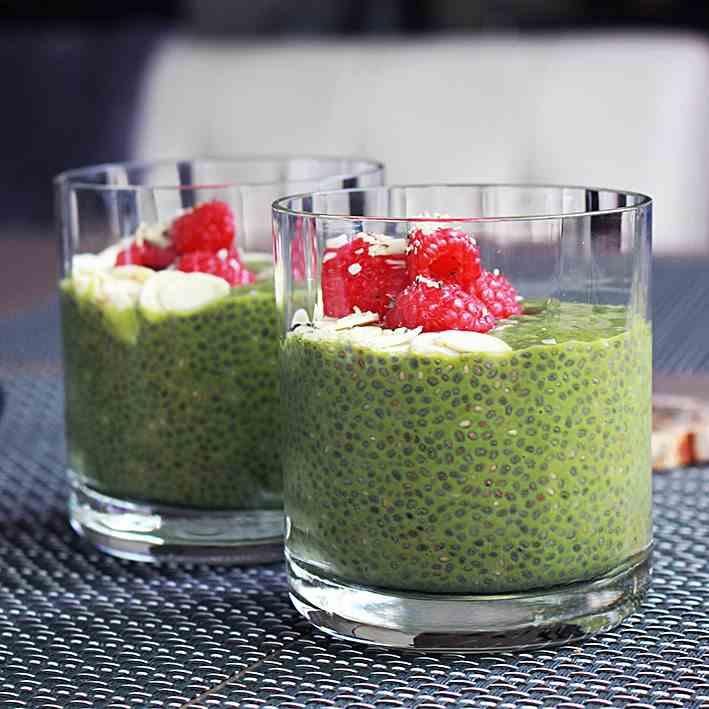 Matcha Chia Seeds Pudding with Raspberries