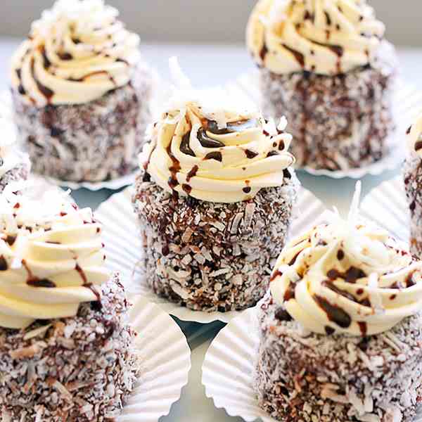 Lamington Cupcakes