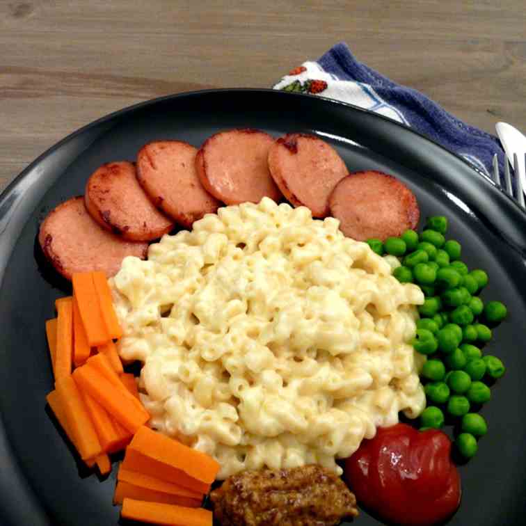 Stewed Macaroni with Falun sausage