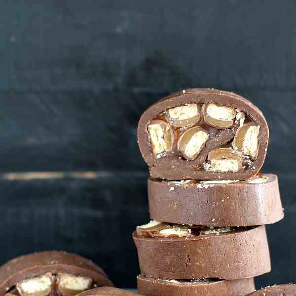 No Bake Twix Roll with Caramel