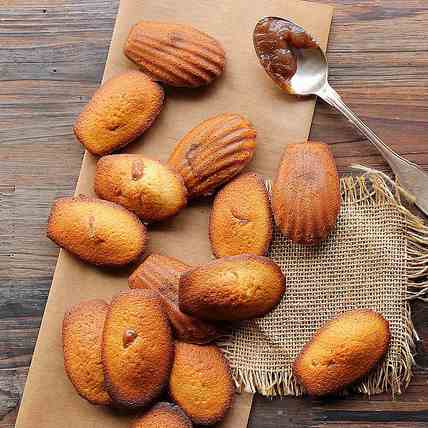 Chestnut cakes