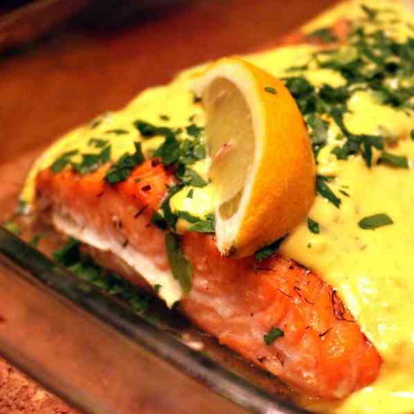 Salmon in Saffron Sauce