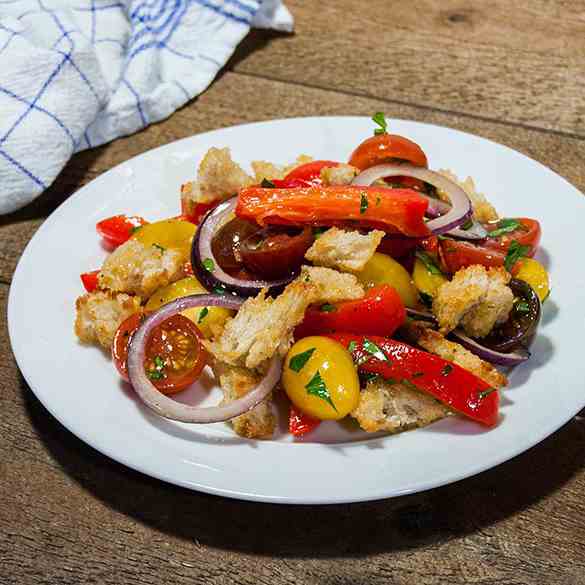 Panzanella, Tuscan bread and tomato salad