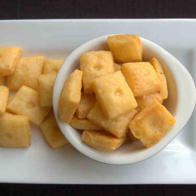 Homemade Cheese Crackers