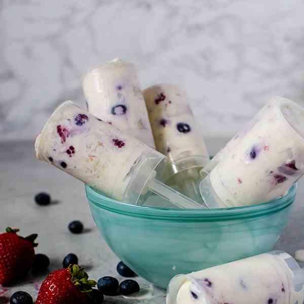 triple berry ice cream push-pops