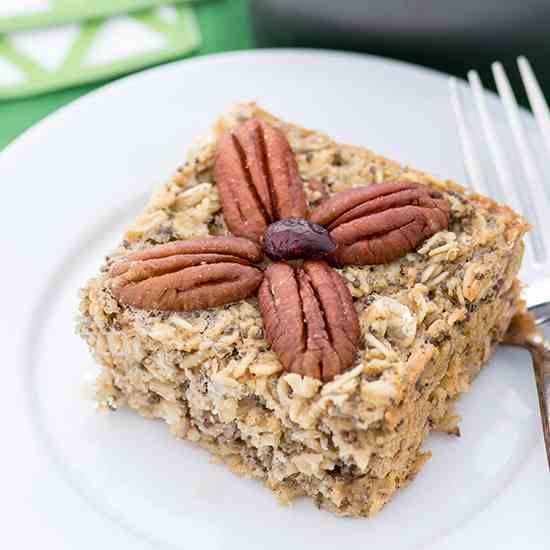 Maple Pecan Oatmeal Breakfast Cake