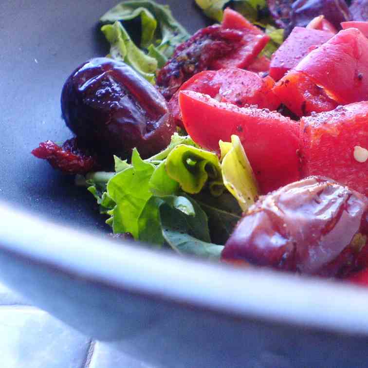 Arugula, Sun Dried Tomato, Peppers Salad