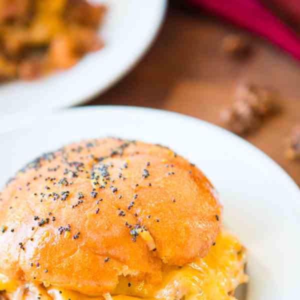 cheesy sloppy joe sliders