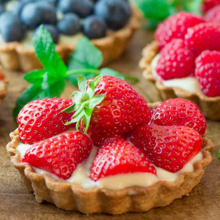 Summer Berry and Custard Tarts