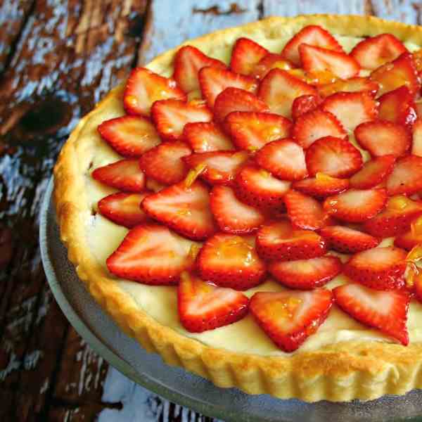 Strawberry Nutella Cream Tart