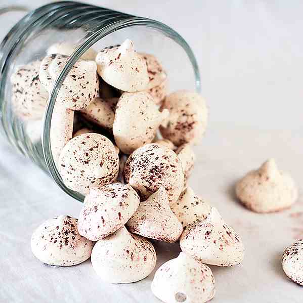 Chocolate Chip Meringue Cookies