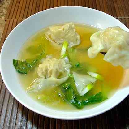 Chicken wonton soup