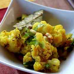 Soft Cauliflower with Peanuts