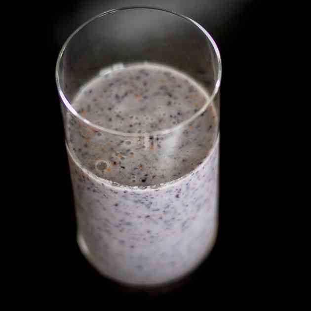 Blueberry Chocolate Gelatin Smoothie