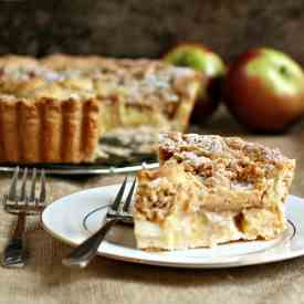 Deep Dish Dutch Apple Pie w/PB Crumb