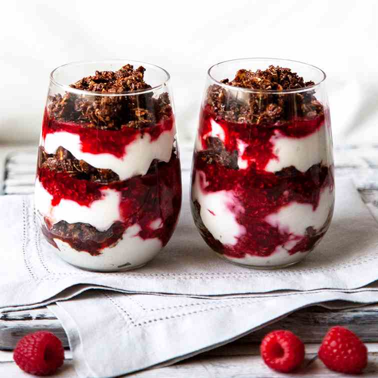 Chocolate Raspberry Yogurt Parfait