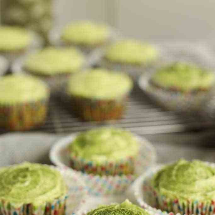 Green Velvet Matcha Cupcakes 