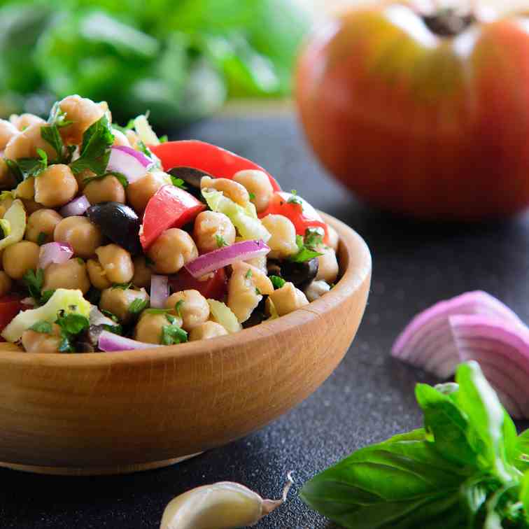 Greek Garbanzo Salad