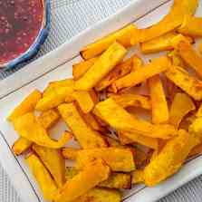 Low Carb Fries with Gochujang Sauce
