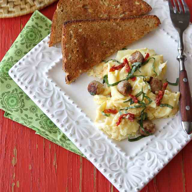 Scrambled Eggs w/Turkey Sausage