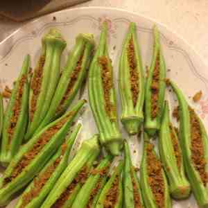 Spicy Stuffed Okra