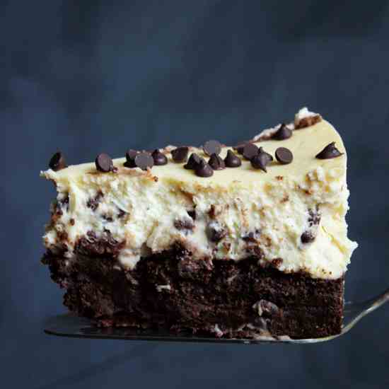 Chocolate Chip Brownie Cheesecake