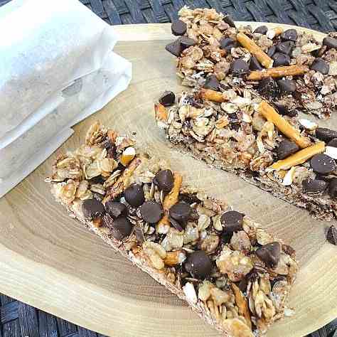 Easy No-Bake Chewy Granola Bars