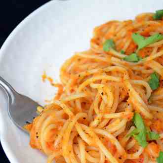 Spaghetti in Bell Pepper Sauce