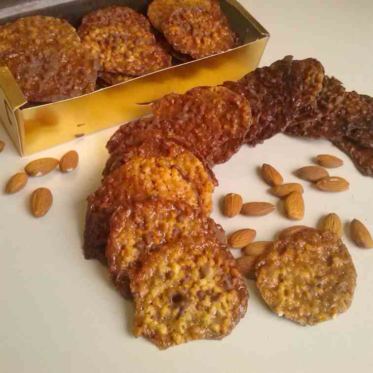 Almond Cookies and Chocolate