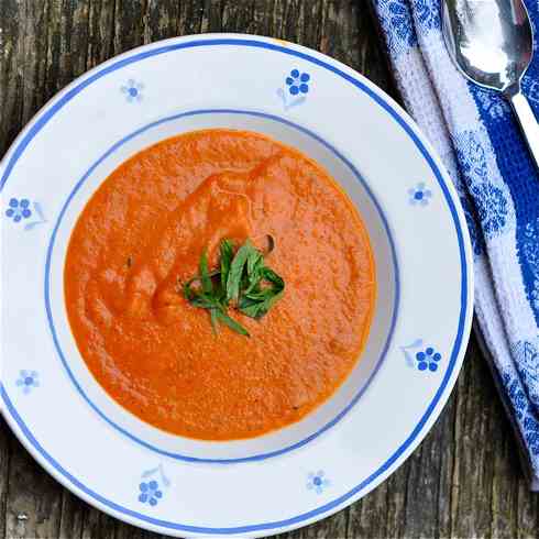 Jamie Oliver's roasted tomato soup