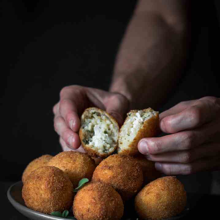 Arancini Balls Recipe with Tomato and Red