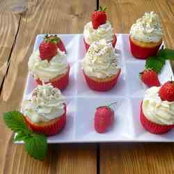 Strawberry cupcakes