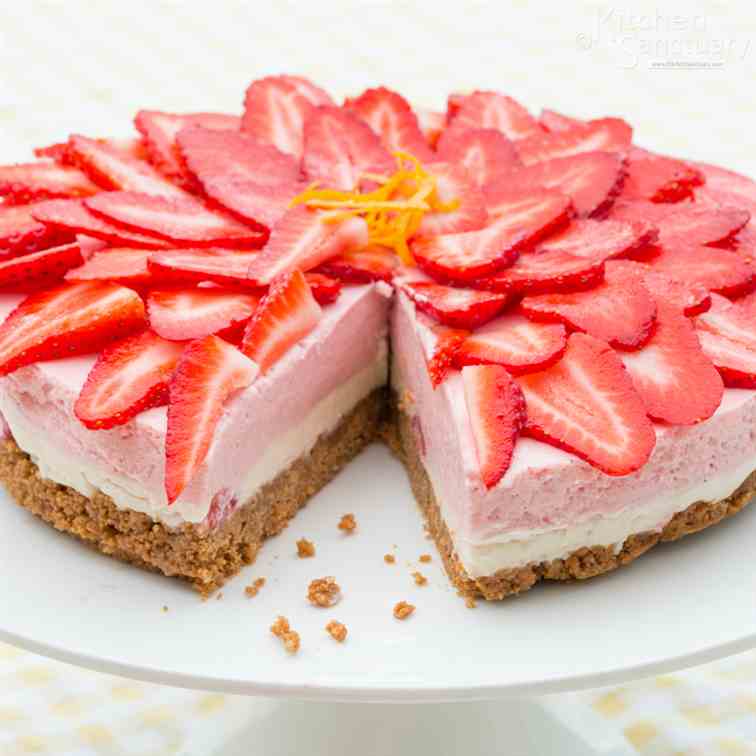 Strawberry & Vanilla Cheesecake