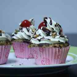 Banana Split Cupcakes