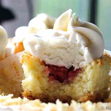 Strawberry Cheesecake Cupcakes