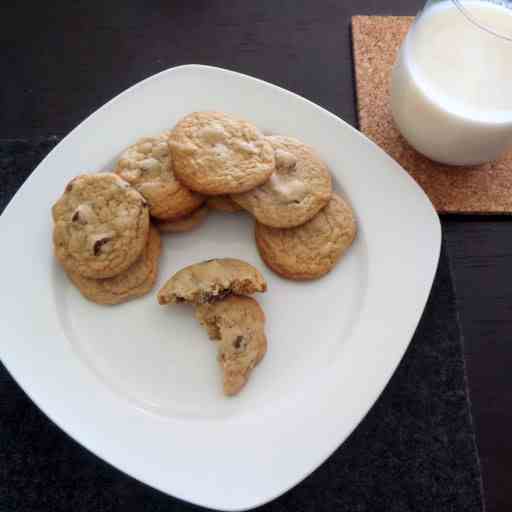 Chocolate Chip Cookies (12)