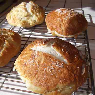 Pretzel Rolls