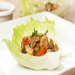 Crunchy Lettuce Chicken Wraps