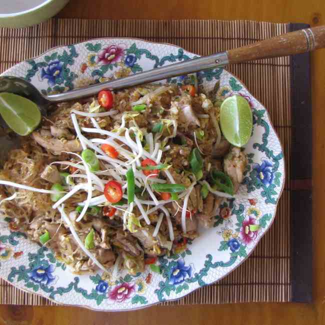 Pad Thai with Kelp Noodles