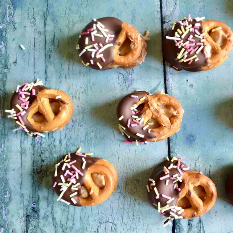 Chocolate Dipped Peanut Pretzels