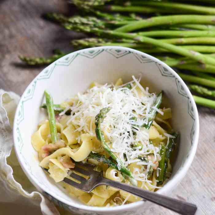 Leek and Asparagus Pasta